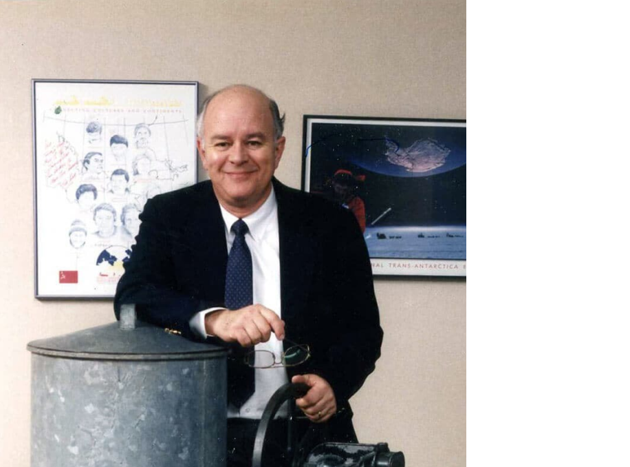  ד"ר מארק מוריס ג'וניור